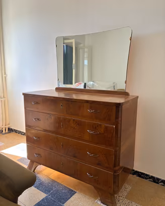 Credenza con specchiera