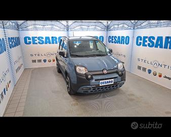 FIAT New Panda 1.0 Hybrid Cross s&s 70cv 5p.ti