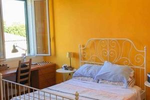 Camera matrimoniale uso singola con bagn