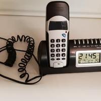 Telefono con radio e più funzioni