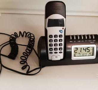 Telefono con radio e più funzioni