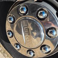 borchie iveco eurocargo 8 fori