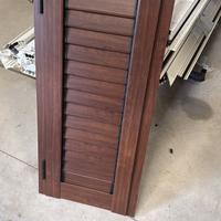 Persiana l’alluminio, effetto legno