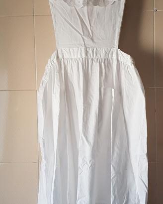 Grembiule bianco vintage con pizzo