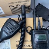 ICOM IC-E92D con microfono altoparlante GPS