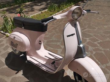 Vespa 50 special 4 marce rosa