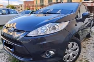 Ford Fiesta Fiesta+ 1.2 82CV 5 porte anno 2010