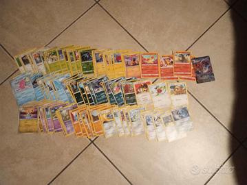 100 carte Pokemon (1 VMAX)