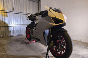 Panigale v2 2021 (desmo appena fatto)