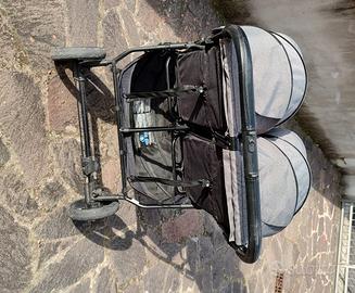 Passeggino doppio gemellare Ickle Bubba