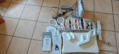 WII+Balance WII Board+nr. 8 giochi e attività spor