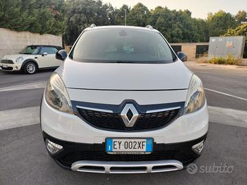 Renault Scenic Scénic XMod 1.5 dCi 110CV EDC Limit