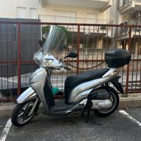 Scooter Honda SH300 anno 2009