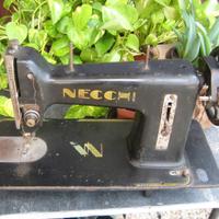Macchina da cucire Necchi d'epoca x stoffe pesanti