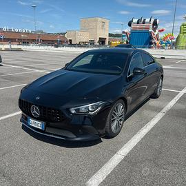 Mercedes Benz CLA 200 D