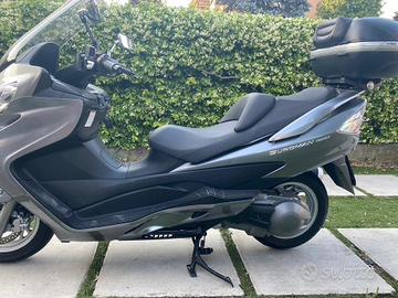 Scooter Suzuki Burgman 400
