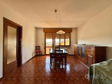 4 LOCALI A CARBONERA