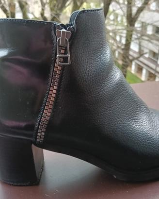 Scarpa donna con tacco