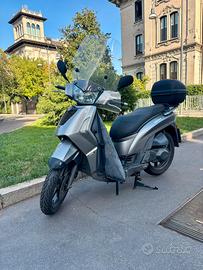 People 200 S Kymco grigio metallizzato