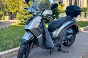 People 200 S Kymco grigio metallizzato