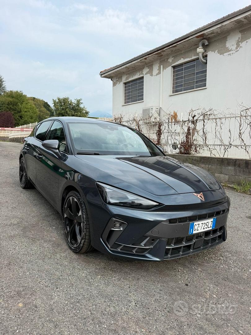 Cupra Leon 2025 photo 2