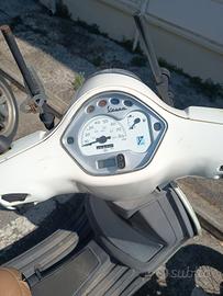 Vespa 50.