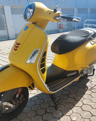 Vespa Piaggio GTS 300 Sport