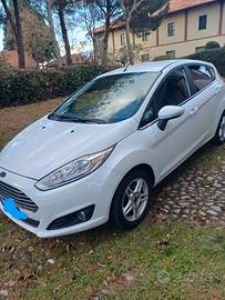 ford fiesta titanium 