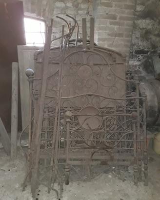 Letti antichi