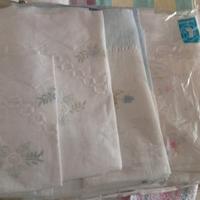 4 Asciugamani Lino ricamati a mano