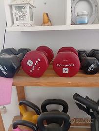 attrezzi per palestra 