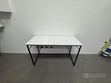 Tavolo per PC Portatile o Consolle