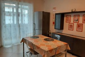 Università - via Cologna alta - arredato