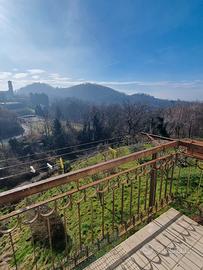 Appartamento Sito in Zumaglia