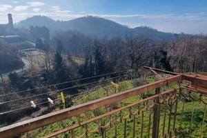 Appartamento Sito in Zumaglia