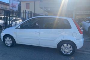 Ford Fiesta 1.4 TDCi 5p. Ghia