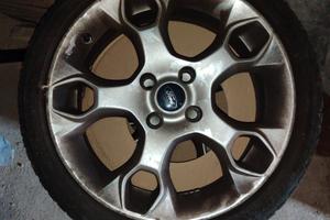 Cerchi in lega 17 originali gommati 