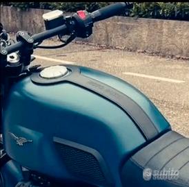 Cinghia serbatoio nera Moto Guzzi V7 e VIII NUOVA