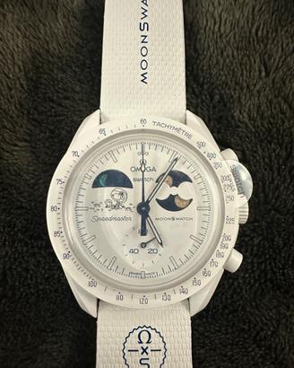 MoonSwatch Earthphase Moonshine Gold “Cold Moon”