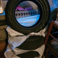 Gomme Pirelli 235/60 R18