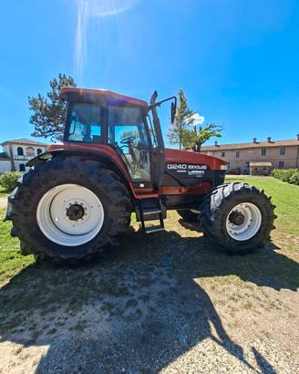 new holland G240