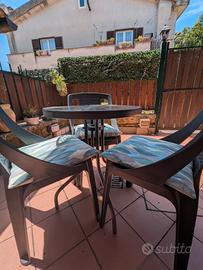 Tavolino da giardino