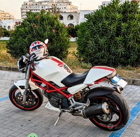 Ducati Monster - bianco perla