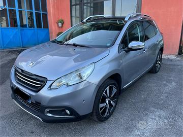 Peugeot 2008 BlueHDi 100 Allure-km192000-