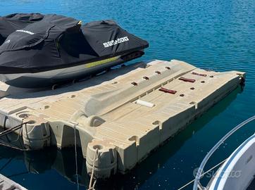 PEDANA GALLEGGIANTE MOTO MOTO D’ACQUA