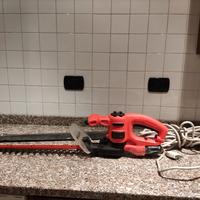 tagliasiepe elettrico black decker