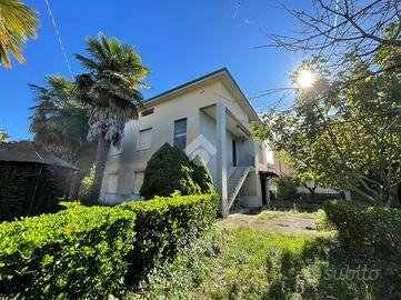 VILLA SINGOLA A VILLA D'ALMÈ