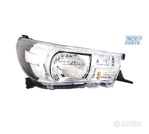 FANALE DESTRO PER TOYOTA HILUX 15-