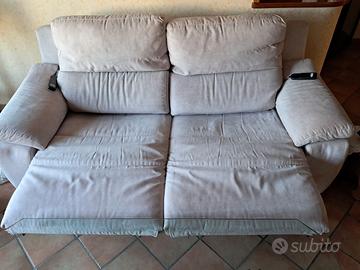 Divano come nuovo Poltrone e Sofà