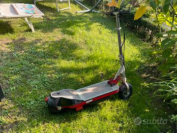 Monopattino per pezzi di ricambio